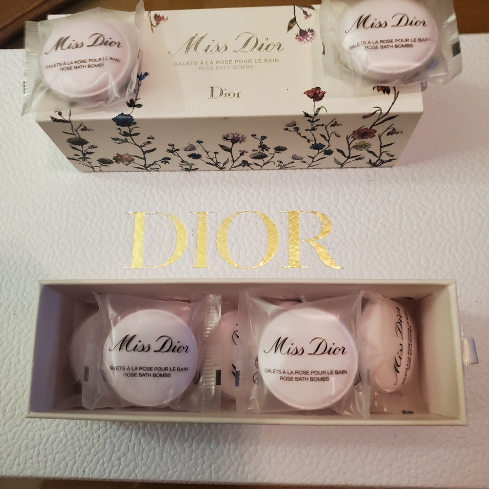 Dior Bath Bombs/Rose Scent/10 Piece Set